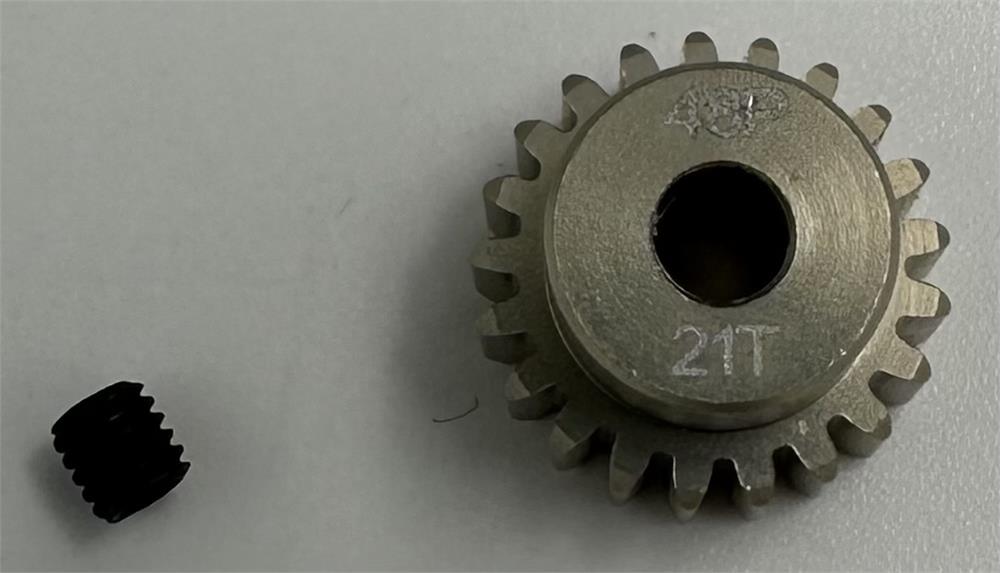 motordrev / pinion,  48P 21T, för 1:10, 3,175mm axel (7075 hard）